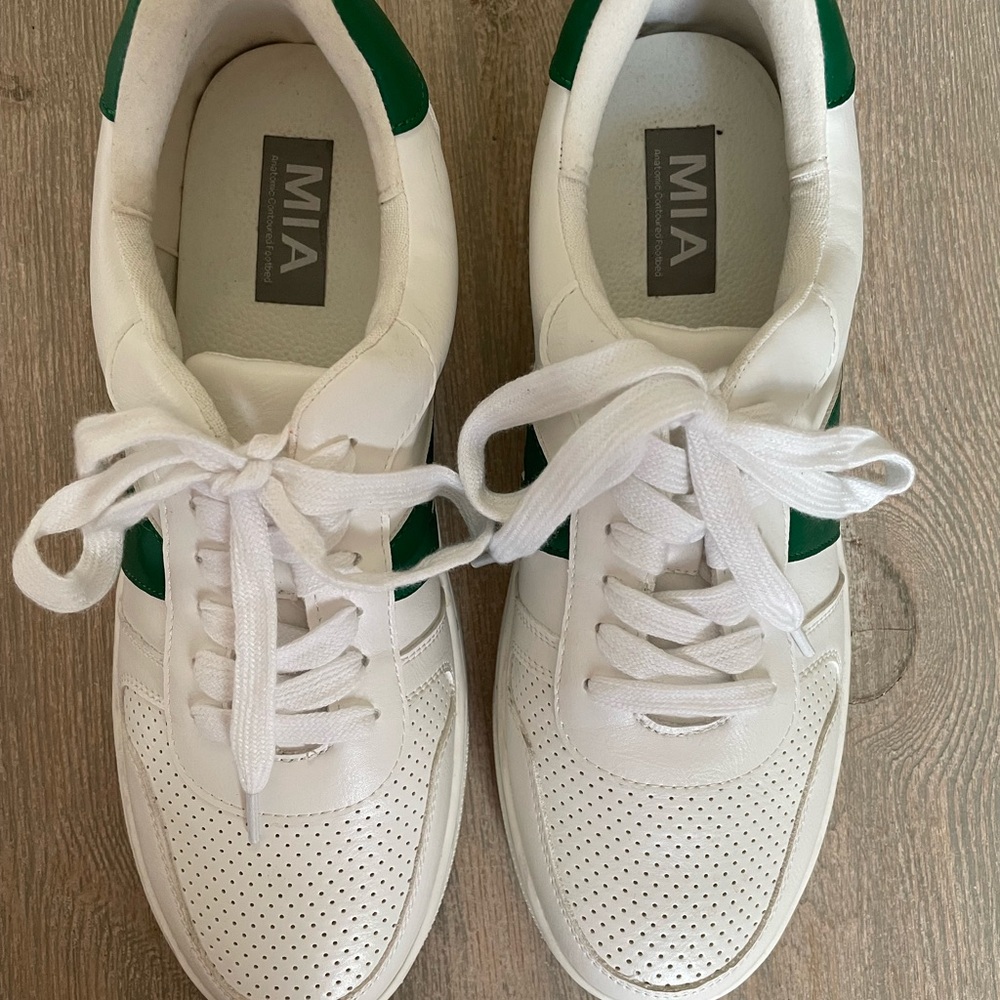 MIA Classic White Sneakers with Green Highlights